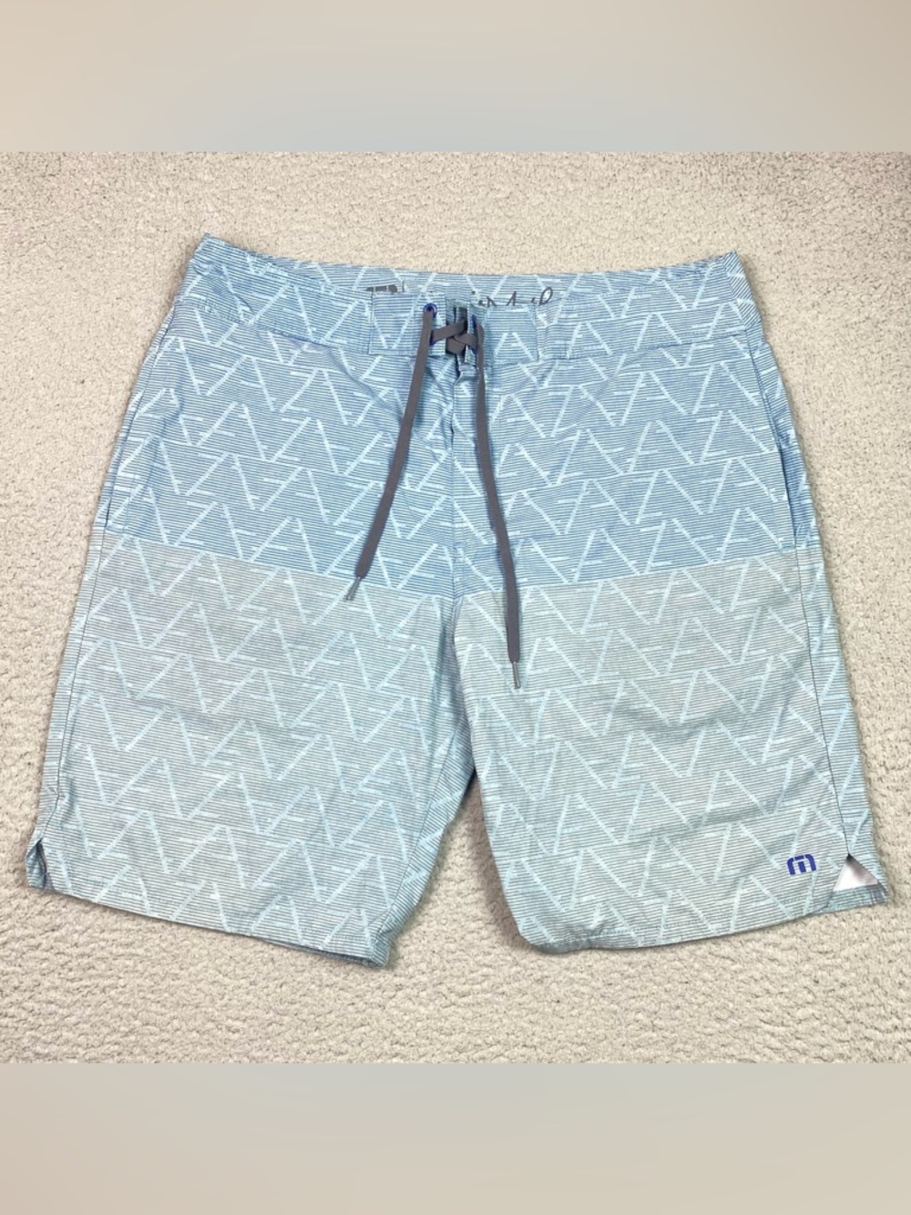 Travis Mathew Board Shorts Men's Size 34 Blue Stretch Beach Swim Summer Surf EUC
